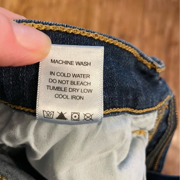 JUDY BLUE Women’s Blue Distressed Skinny Fit Ankle Jean Pant Size 5 27 - Picture 11 of 15